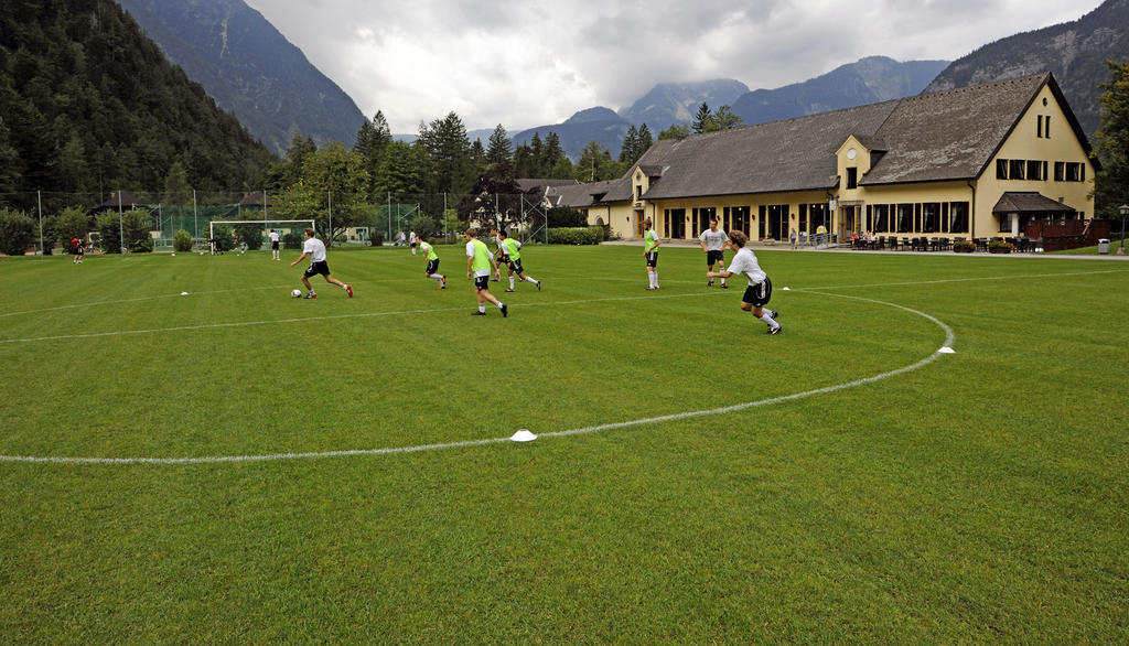 Austrian Sports Resort, Bsfz โอเบอร์ทราวน์ ภายนอก รูปภาพ
